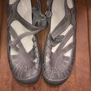 Jsport sandals all terra traction size 11M gray color